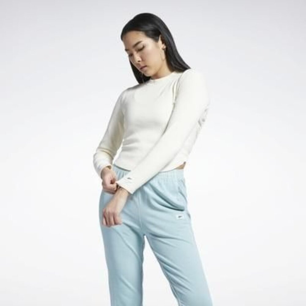 Reebok Apparel Women S Cl Rbk Nd Rib Ls to Reebok Classics App Women White  S/P